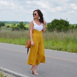 Mustard suspender trousers